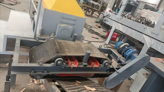 Shredding Wood Pallet Machine 37KW Wooden Pallet Crusher